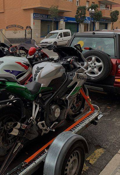 Nos preocupamos de tu moto Nos preocupamos de tu moto